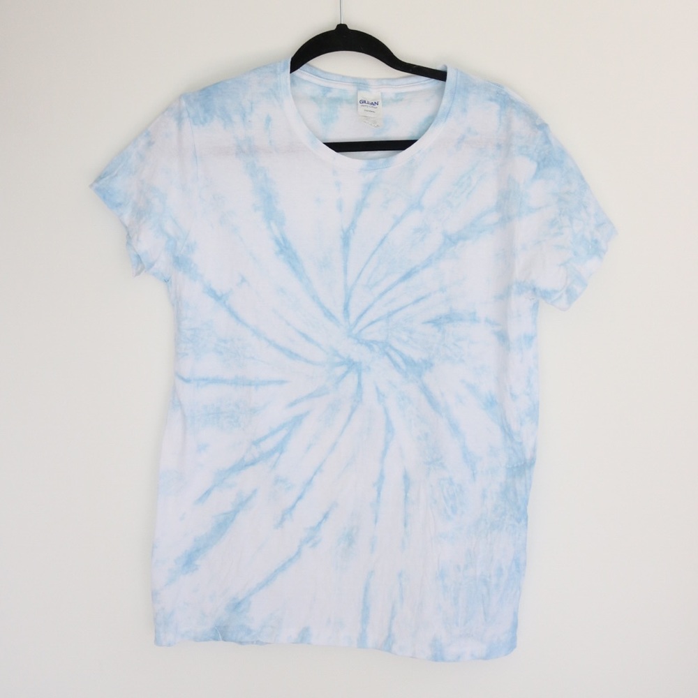 Light blue tie dye tshirt
